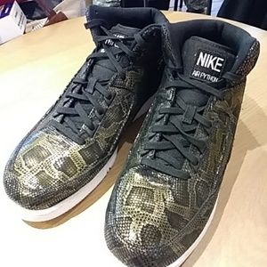 Nike Air Python Black/Gold MENS (sz 12)
